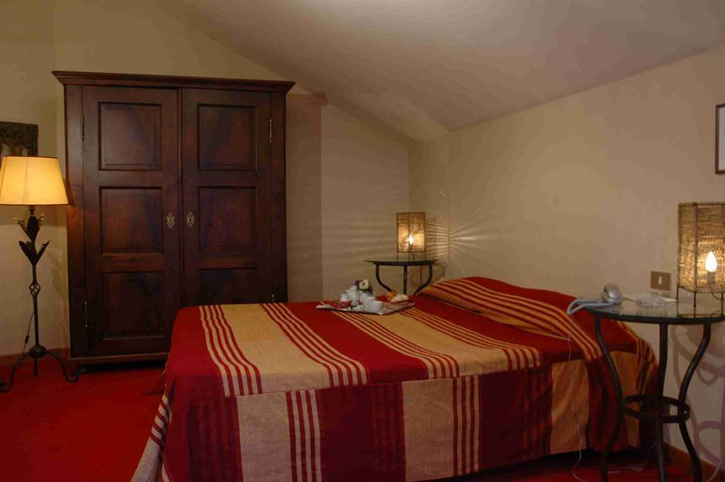 Hostellerie Du Golf Pecetto Номер фото